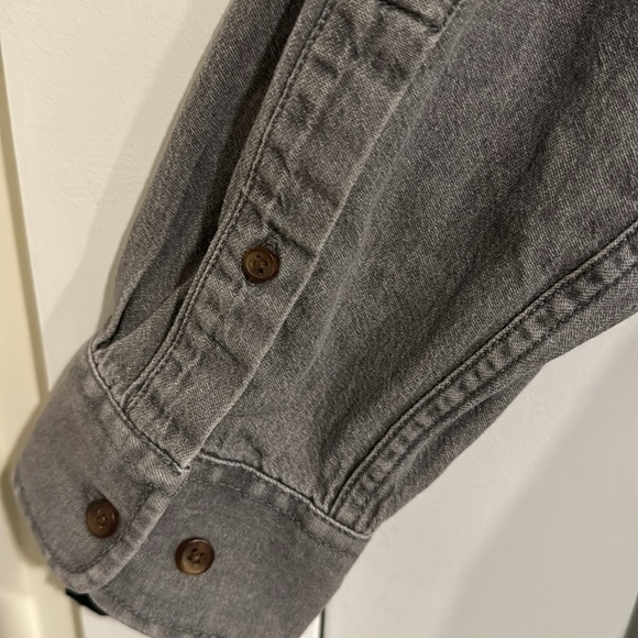 Croft & Barrow Men’s Casual Button Down Shirt - Dark Gray - Picture 5 of 5